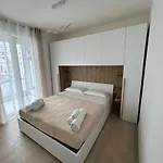Dimora Rosa Apartment Bari