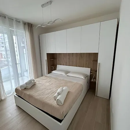 Dimora Rosa Apartament Bari