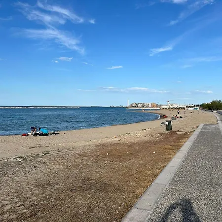 Dimora Rosa Apartment Bari